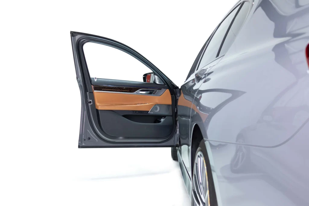 BMW 750Li X-Drive luxury cars for sale in Duabi