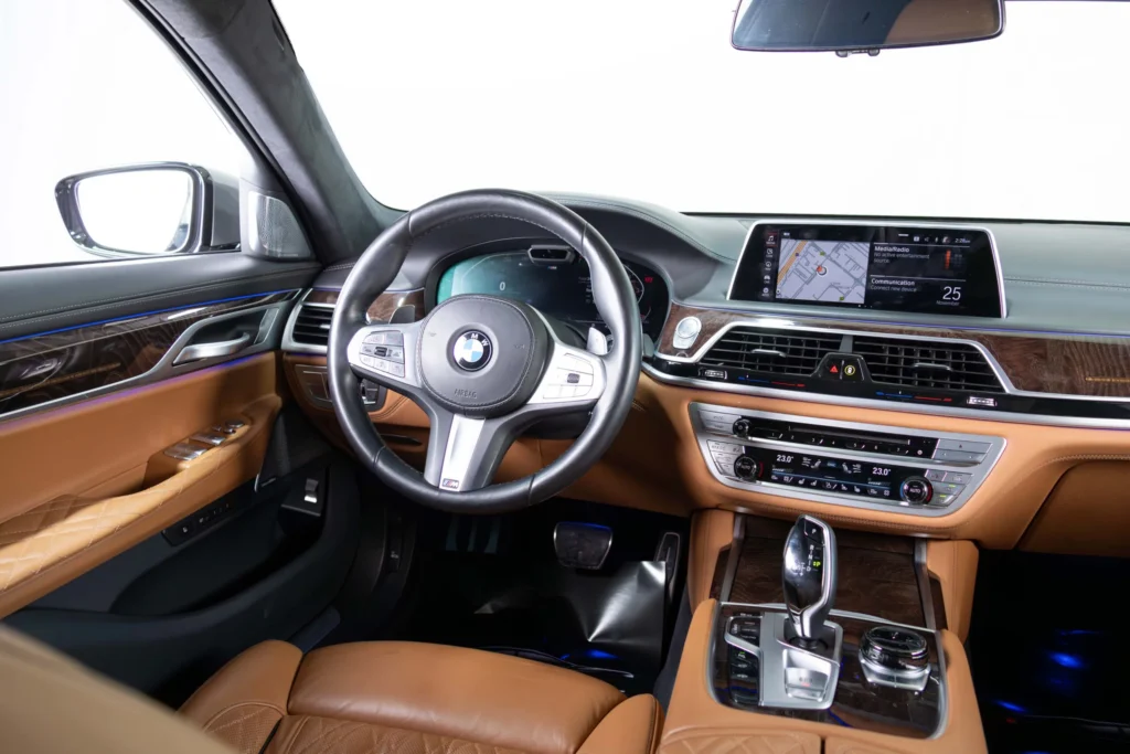 BMW 750Li X-Drive luxury cars for sale in Duabi