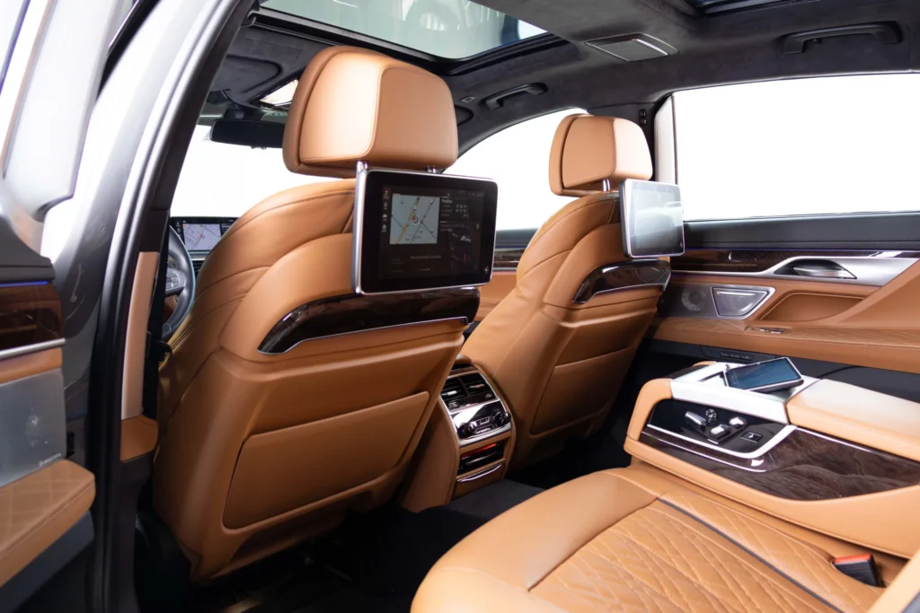 BMW 750Li X-Drive luxury cars for sale in Duabi