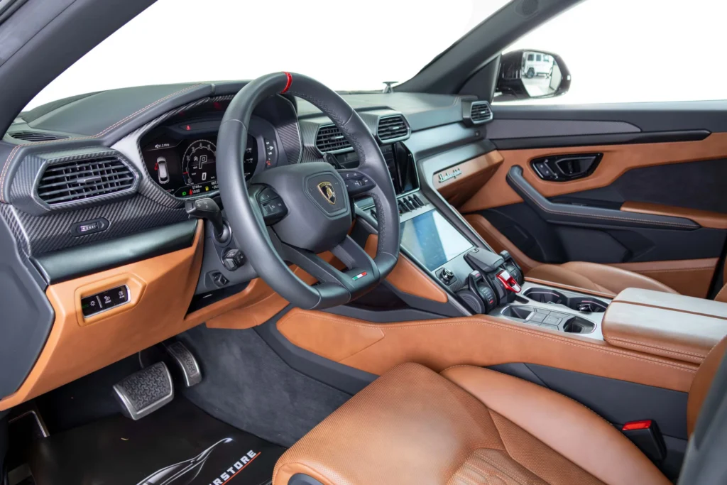 Lamborghini Urus S Image