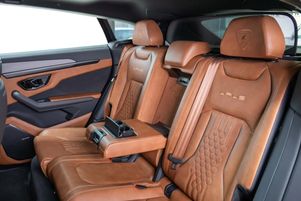 Lamborghini Urus S Image