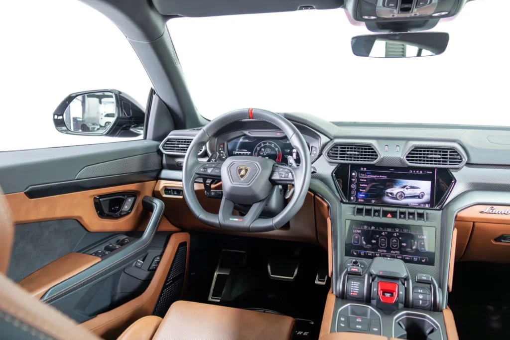 Lamborghini Urus S Image