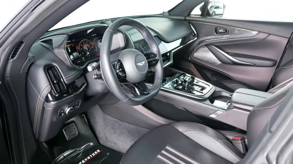 Aston Martin DBX 707 Edition Image