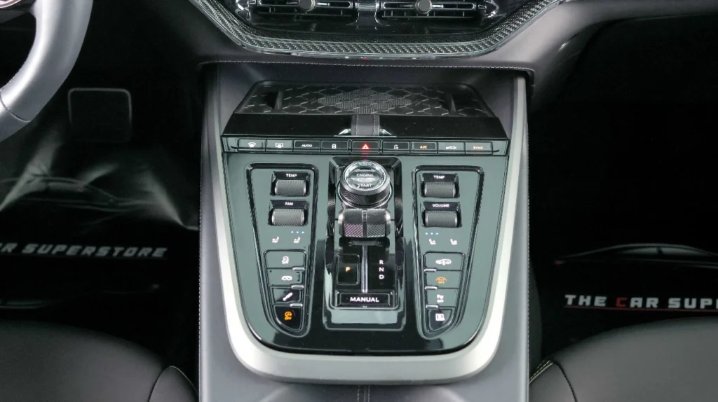 Aston Martin DBX 707 Edition Image