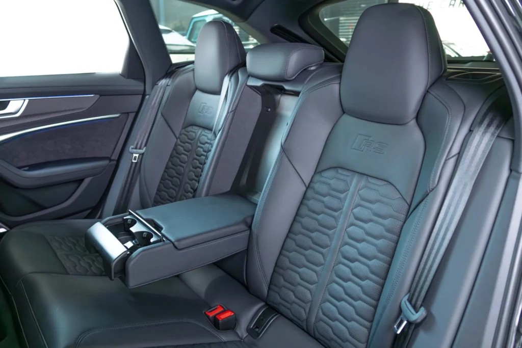 Audi RS6 Avant luxury cars for sale in Dubai