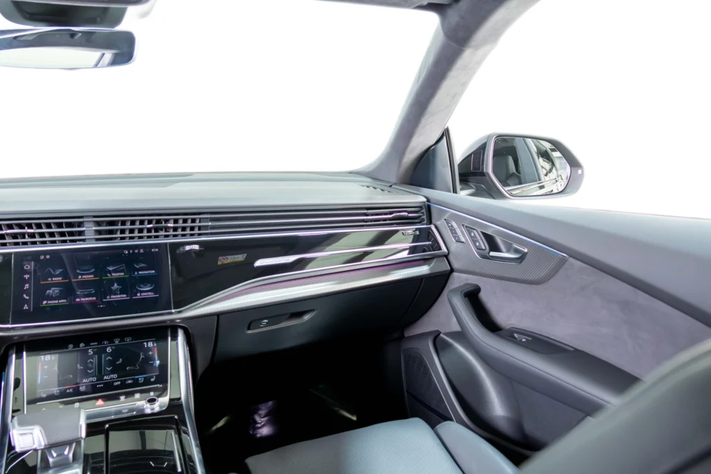 ️Audi RSQ8 Image