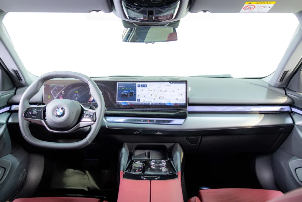 BMW 520i luxury cars for sale in UAE