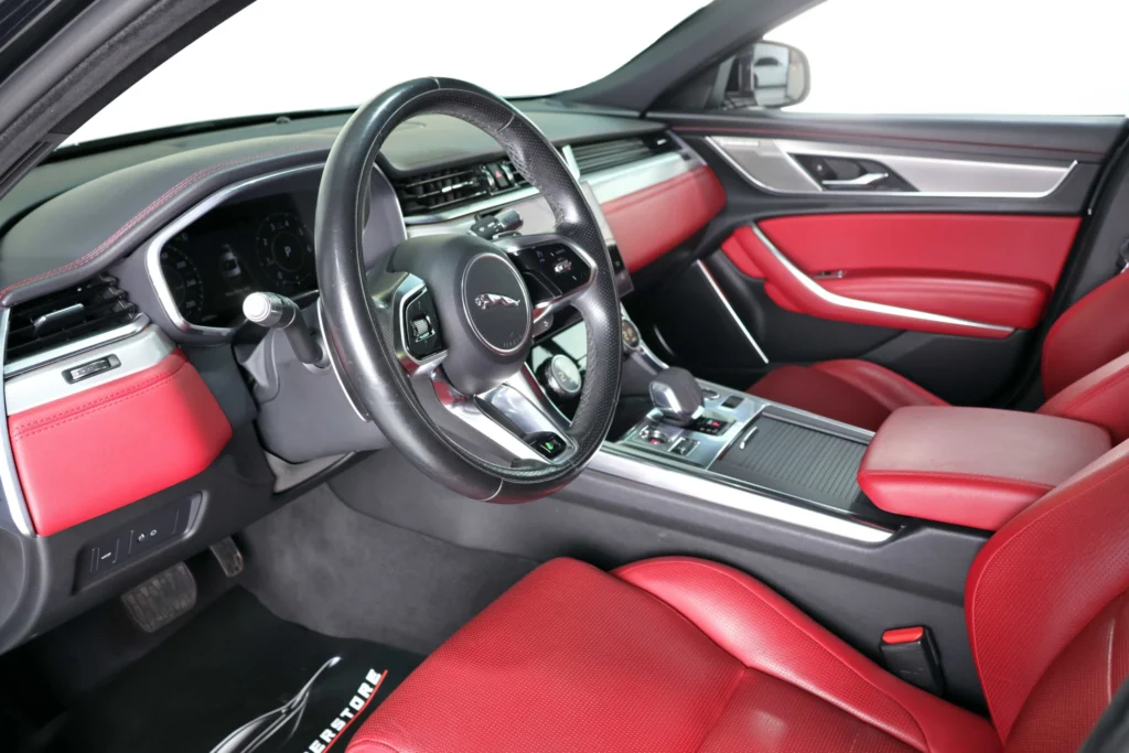 Jaguar XF R Sport Image