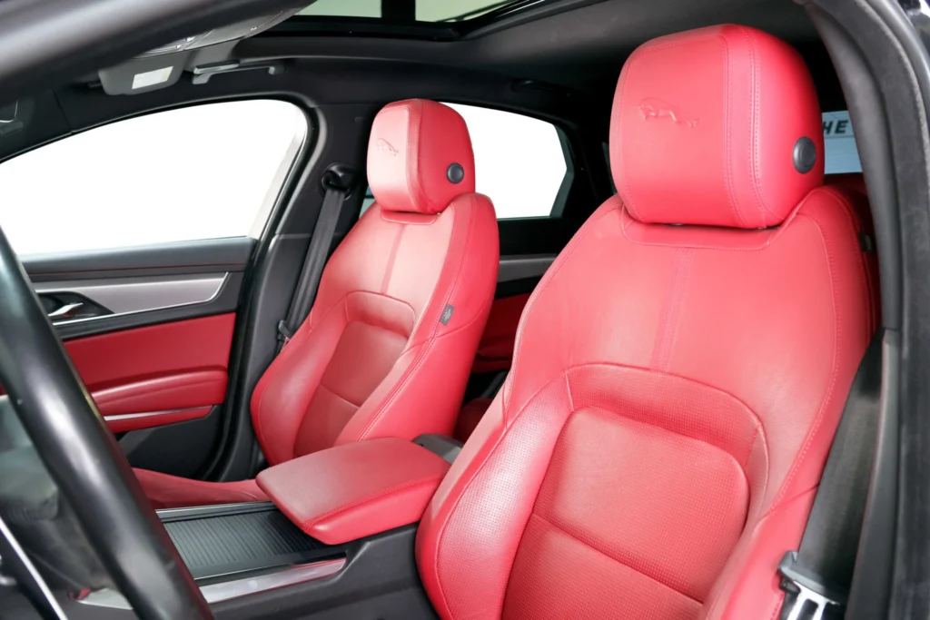 Jaguar XF R Sport Image