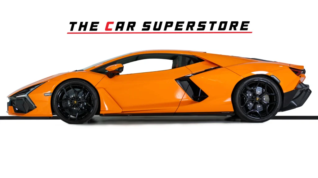 Lamborghini Revuelto Image