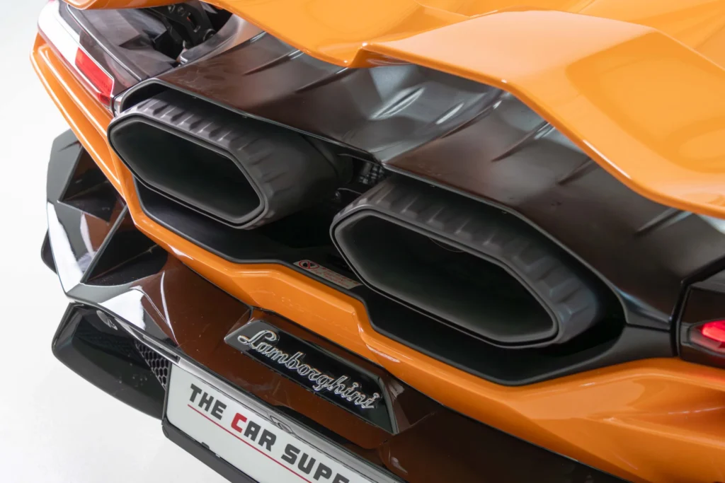 Lamborghini Revuelto Image
