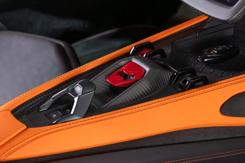 Lamborghini Revuelto Image