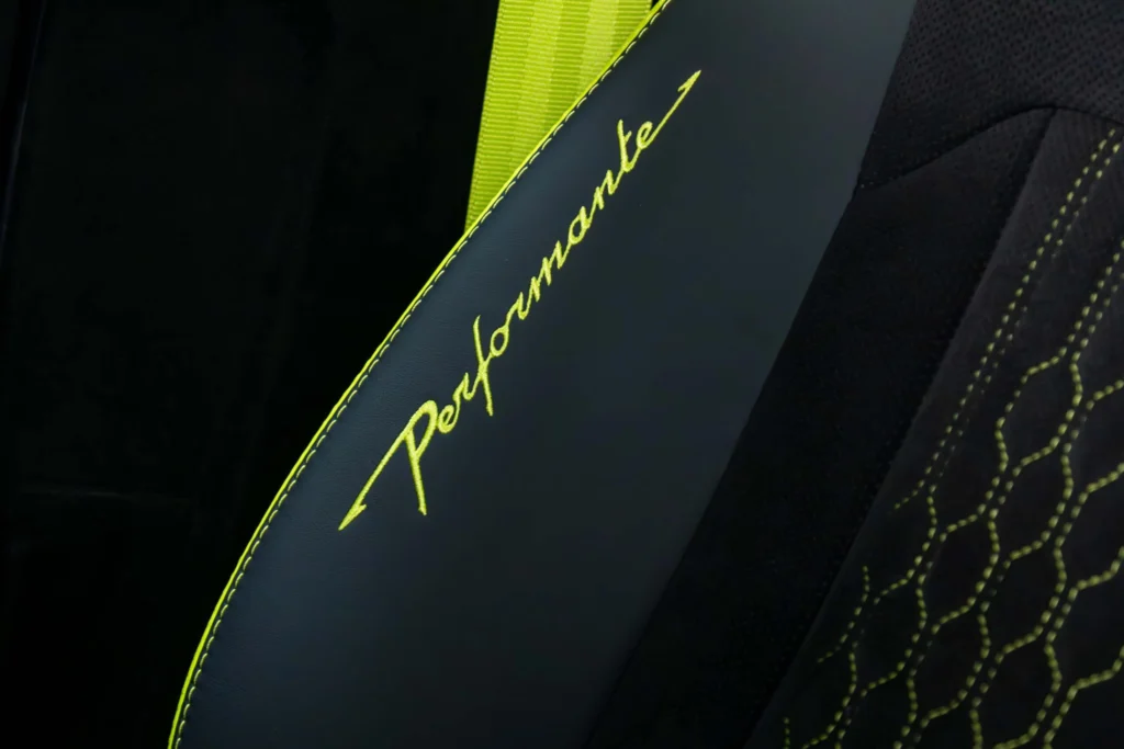 Lamborghini Urus Performante Image