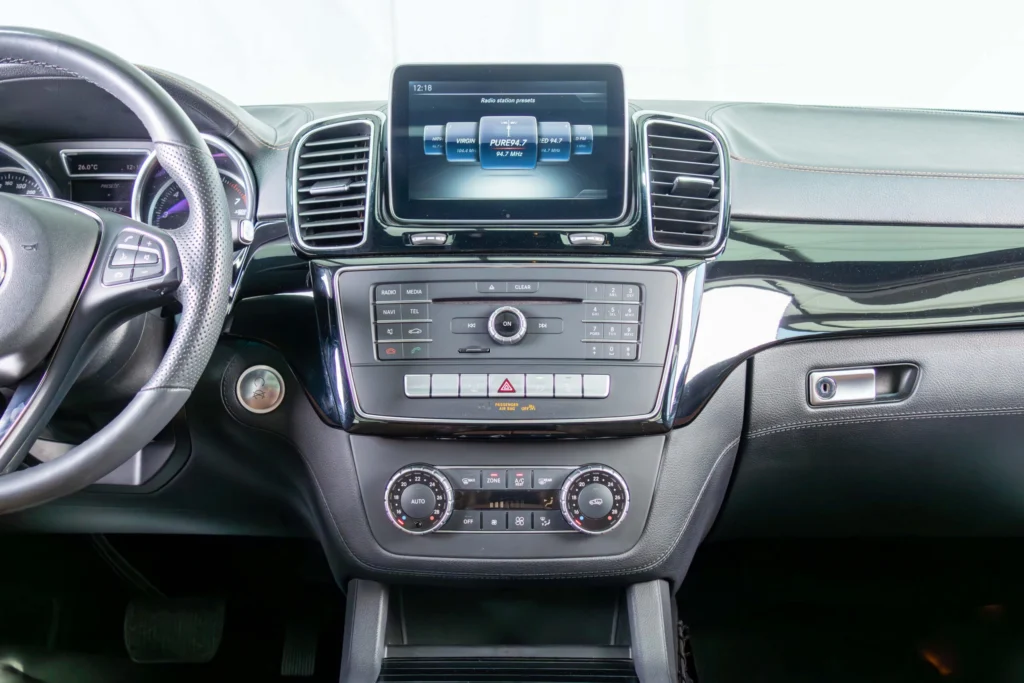 Mercedes Benz GLE400 luxury cars for sale in UAE