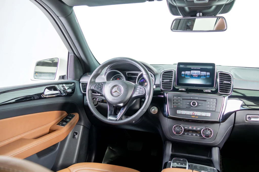 Mercedes Benz GLE400 luxury cars for sale in UAE