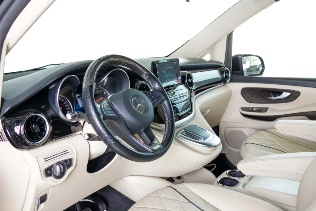 Mercedes Benz V 250 for sale at Dubai