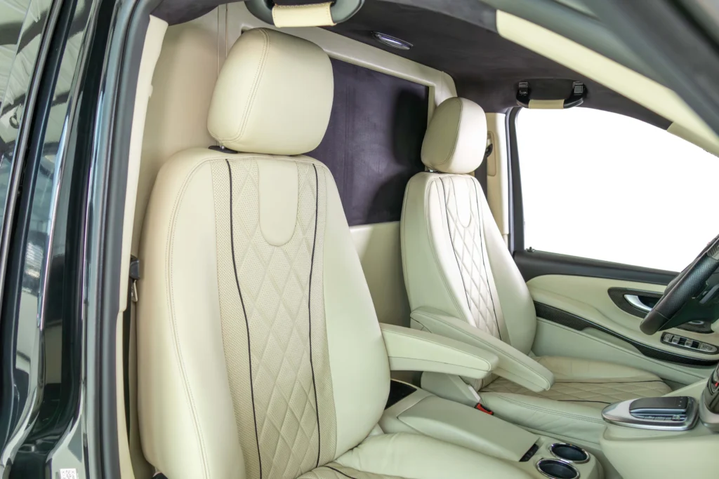 Mercedes Benz V 250 for sale at Dubai
