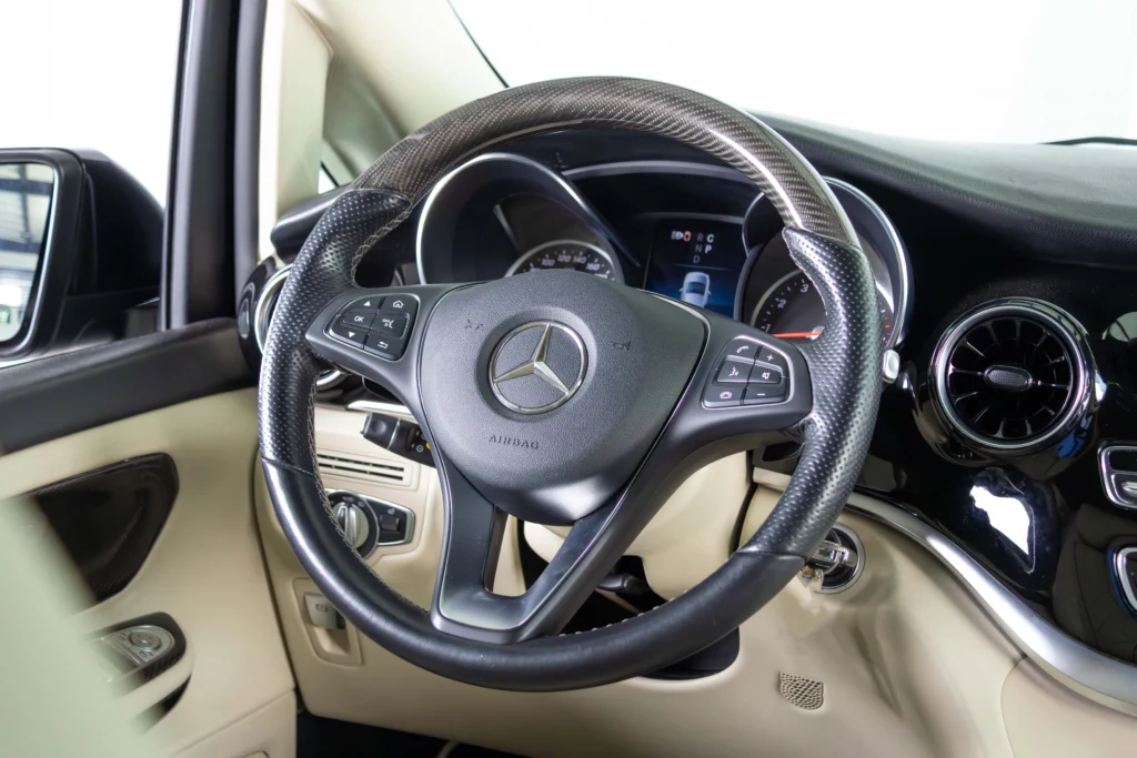 Mercedes Benz V 250 for sale at Dubai