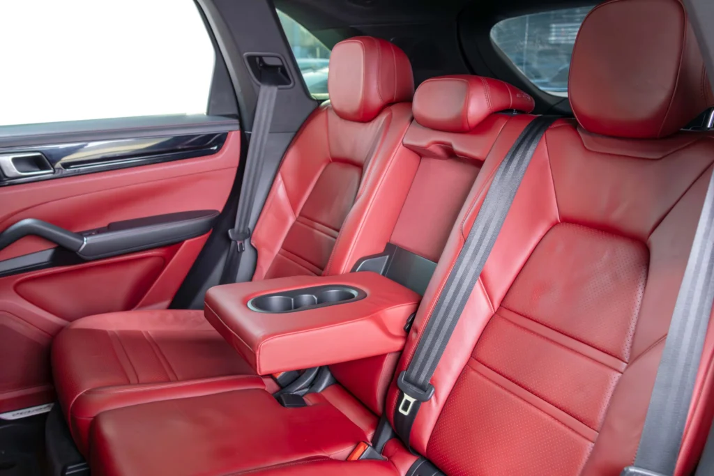 Porsche Cayenne – Image 14