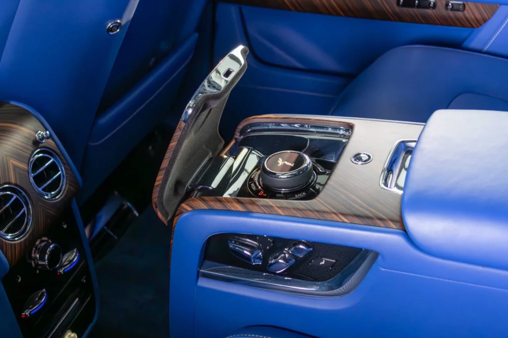 Rolls Royce Cullinan Mansory Luxury cars for sale in UAE