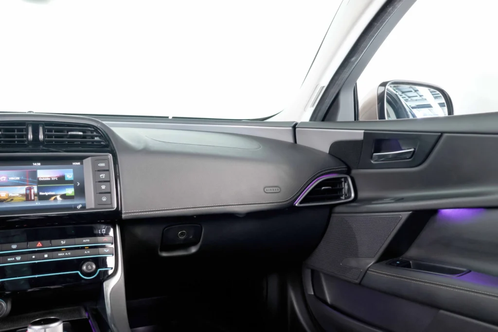 Jaguar XE 25T R Sport Image