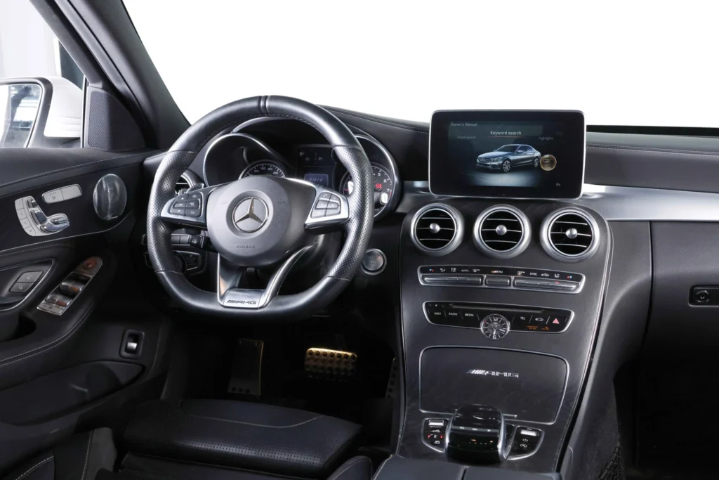 Mercedes Benz C63 AMG Image