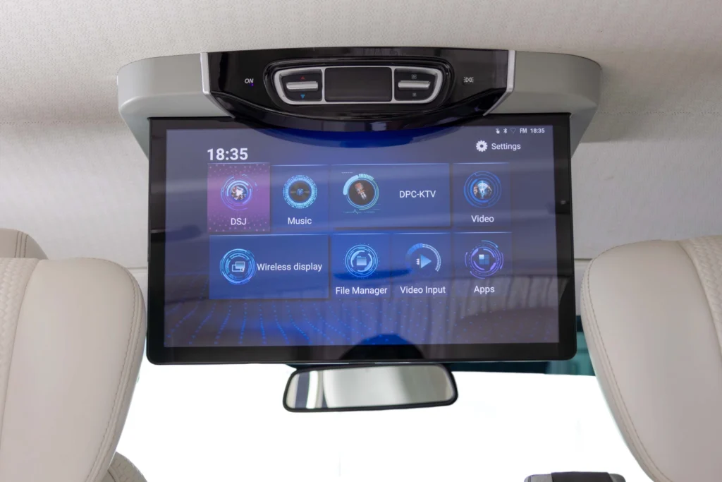 Mercedes Benz V250 VIP Image