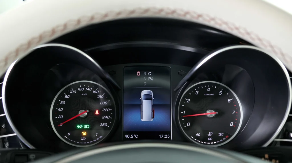 Mercedes Benz V250 VIP Image