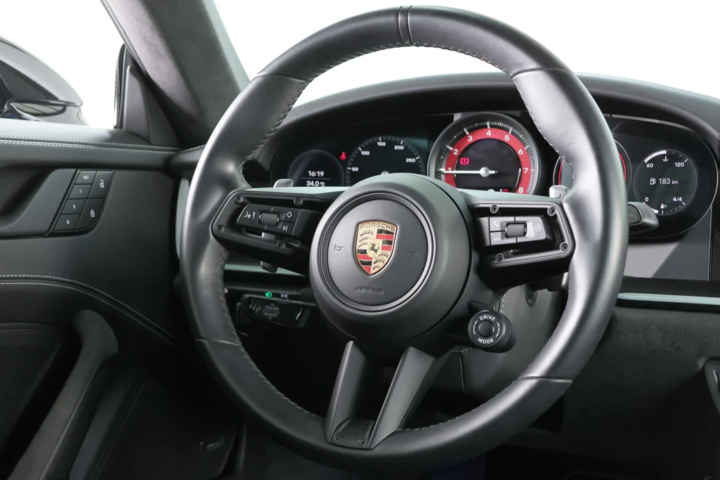 Porsche 911 DAKAR Image
