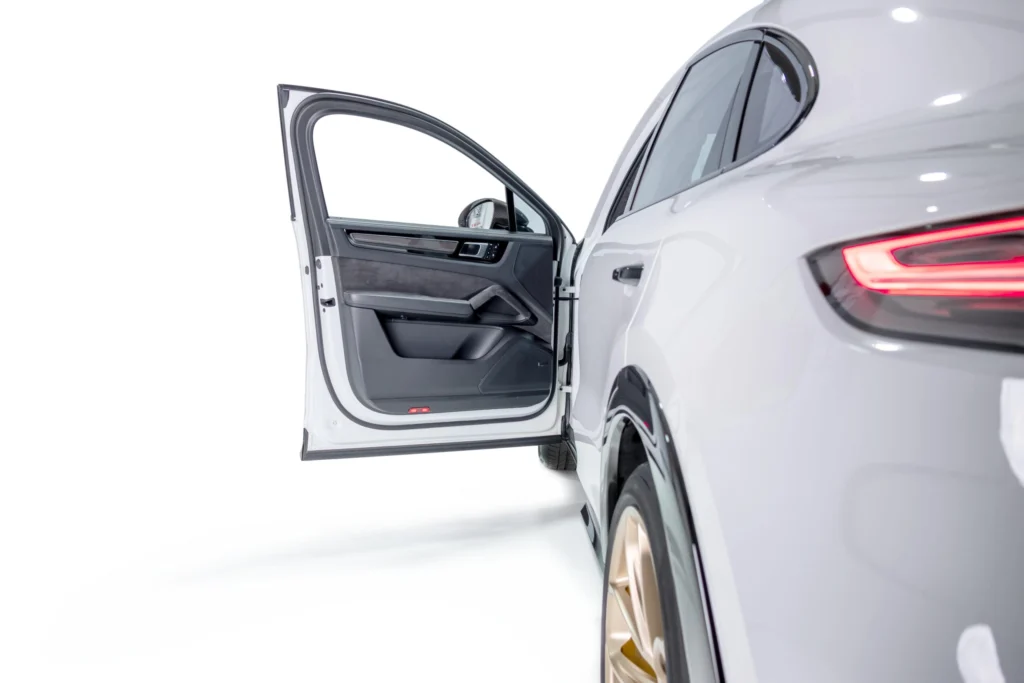 Porsche Cayenne Turbo GT Image