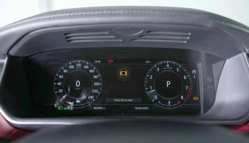 Range Rover Sport HSE Dynamic Image
