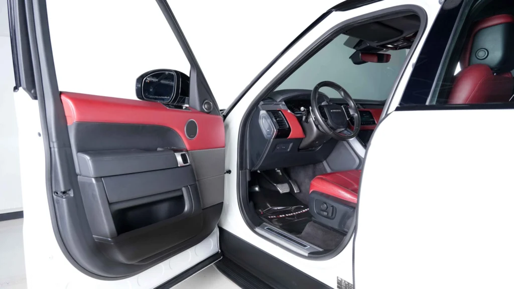 Range Rover Sport HSE Dynamic Image