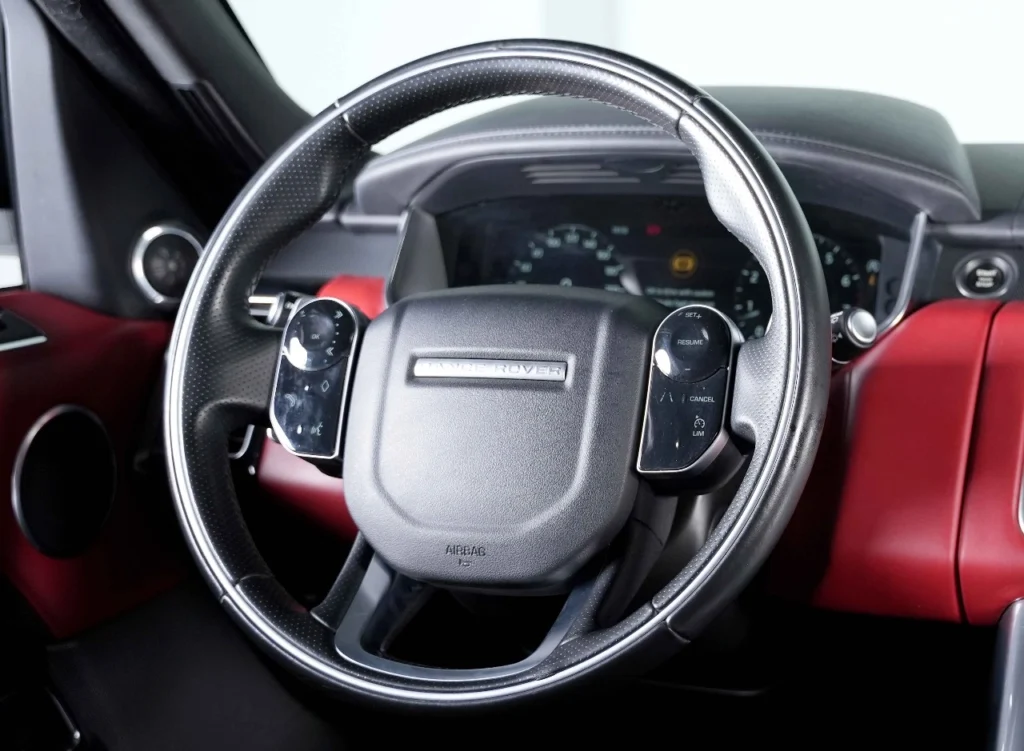 Range Rover Sport HSE Dynamic Image