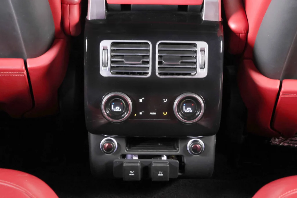 Range Rover Vogue P525 Autobiography Image
