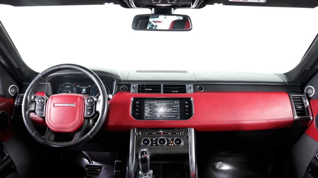 Range Rover Sport SVR Image