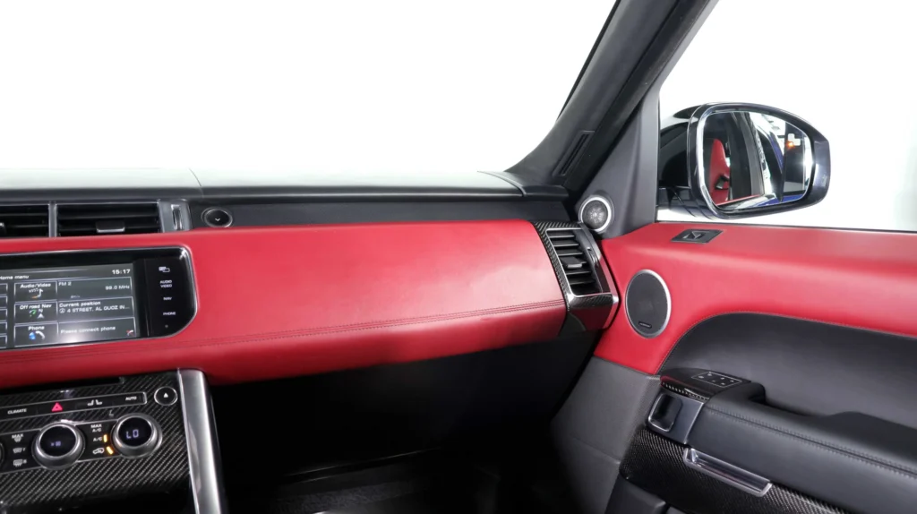 Range Rover Sport SVR Image