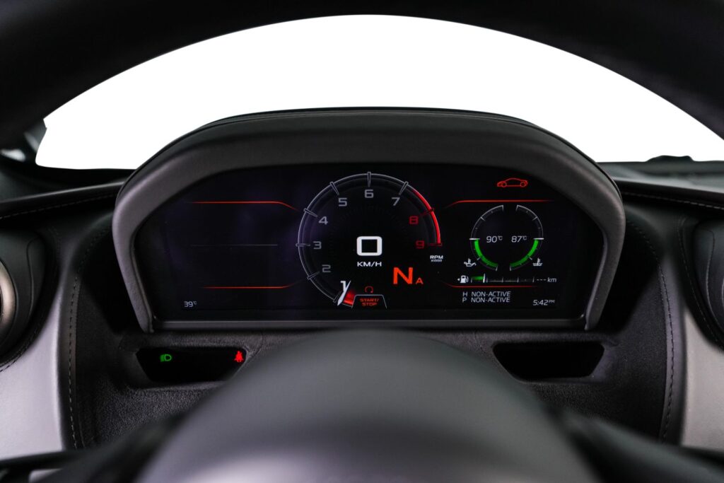 Mclaren 720S – Image 14