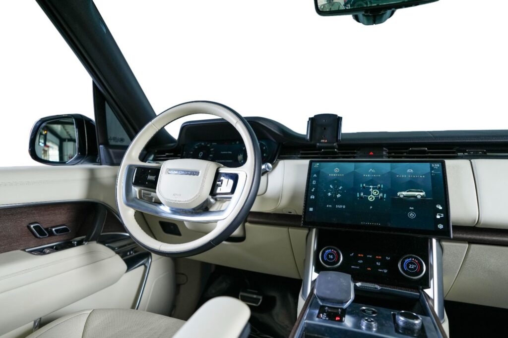 Range Rover Vogue HSE P530 Image