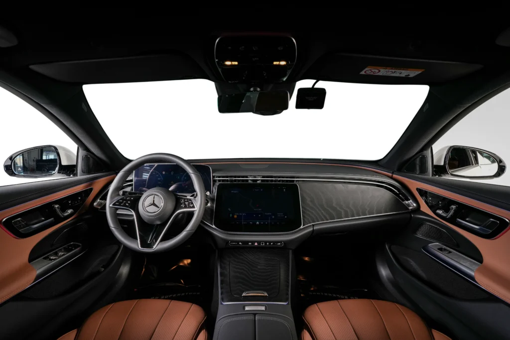 Mercedes Benz E200 Image