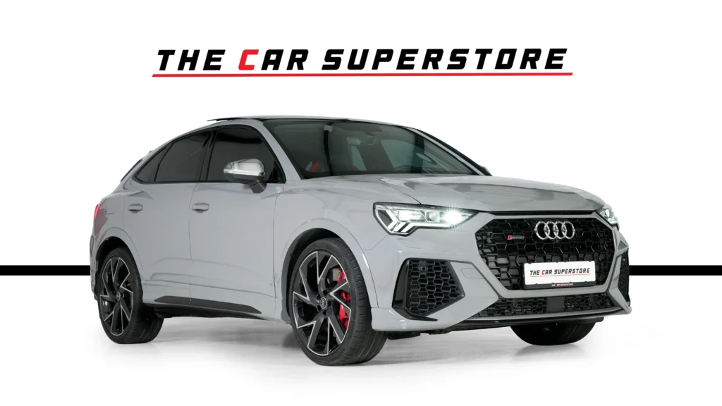 Audi ️RSQ3 Sportback Image