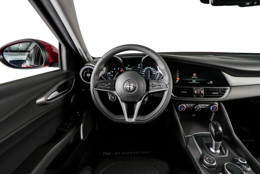 Alfa Romeo Guilia Veloce Q4 Image