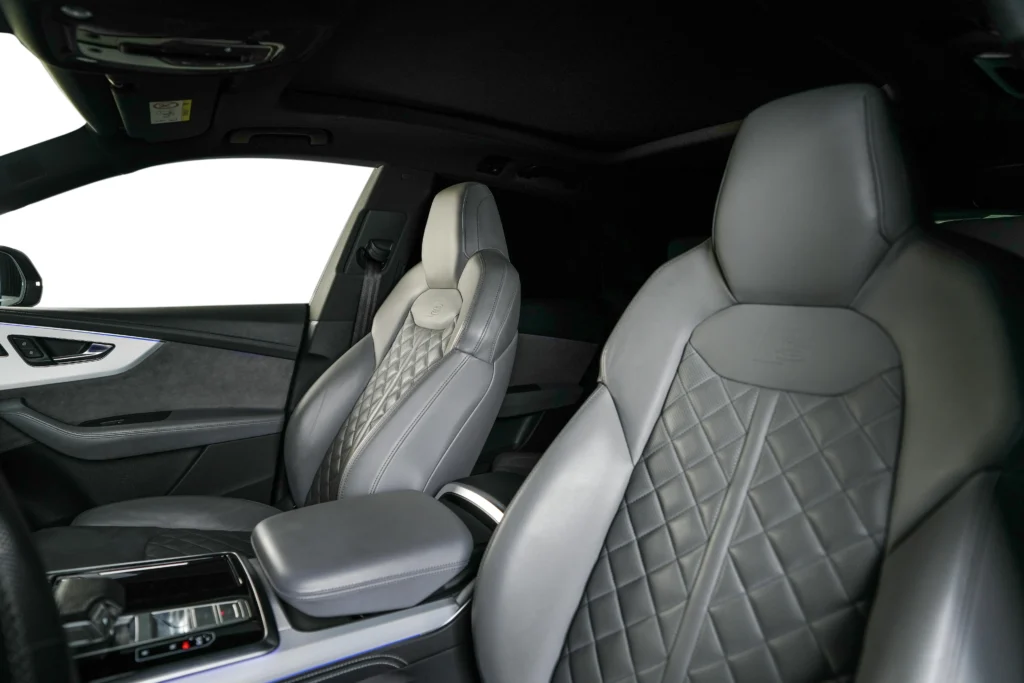 Audi Q8 S line Image