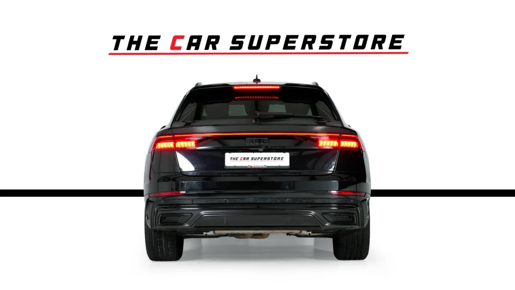 Audi Q8 S line Image