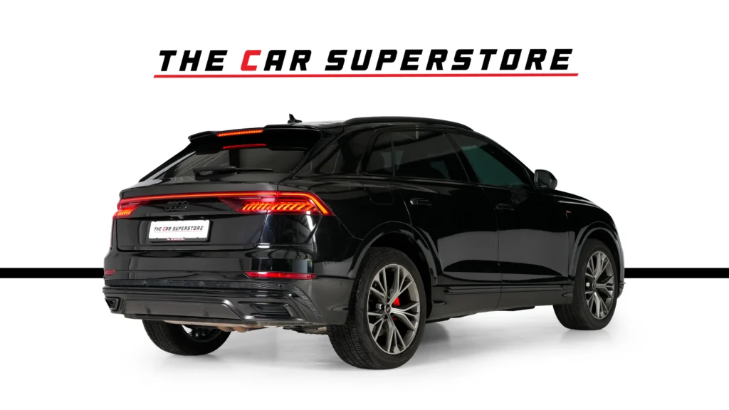 Audi Q8 S line Image