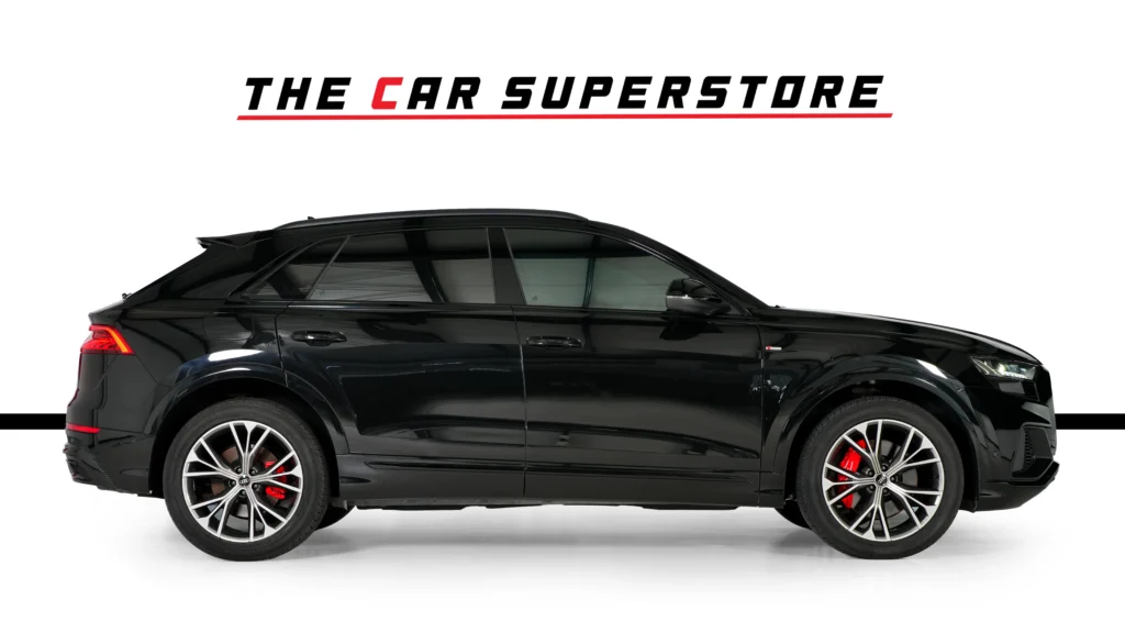 Audi Q8 S line Image