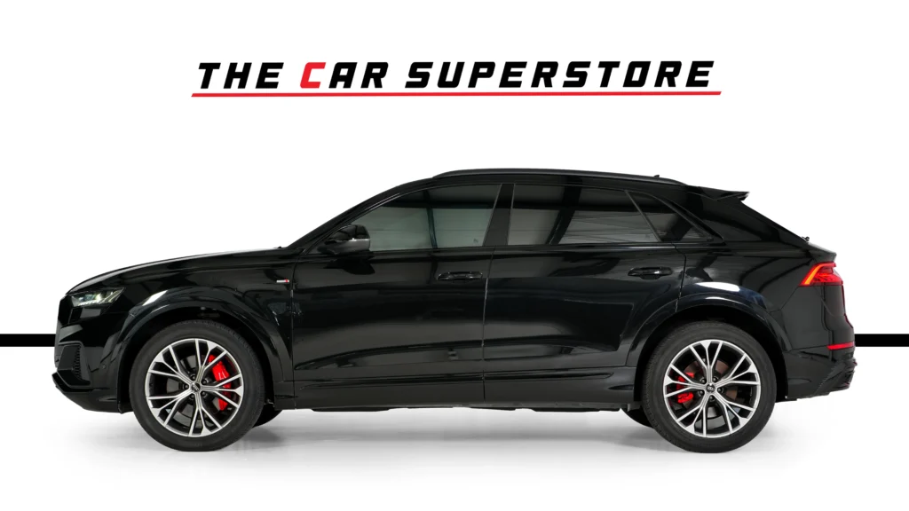 Audi Q8 S line Image
