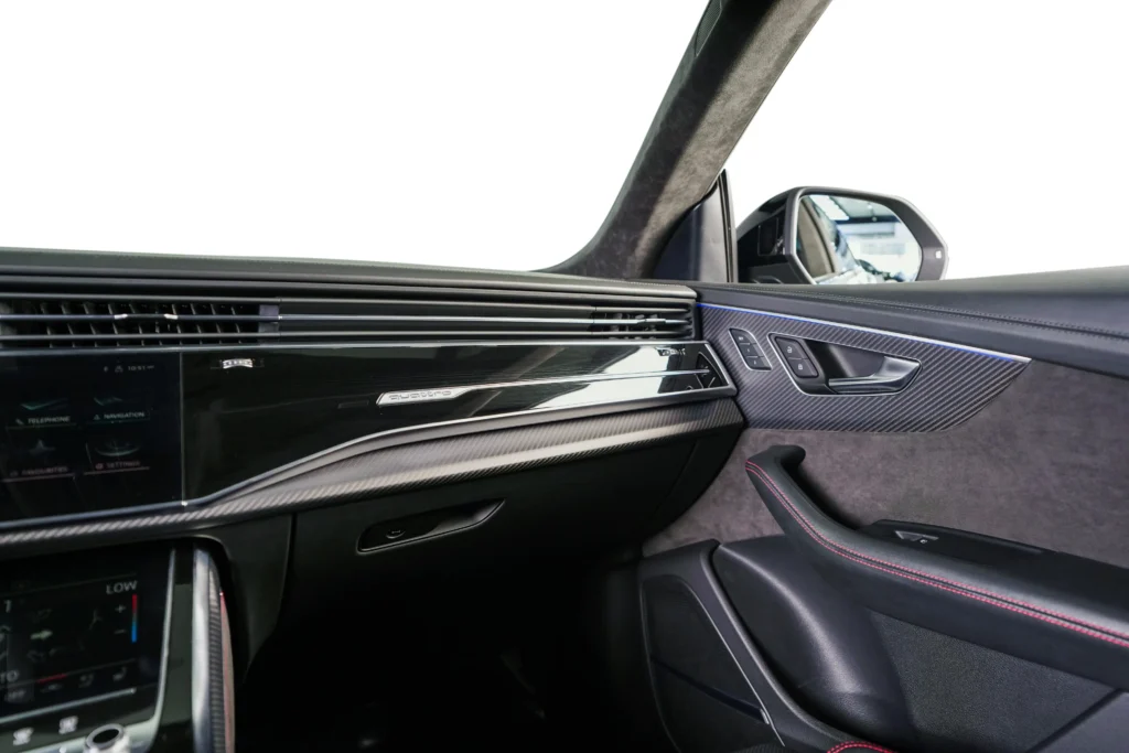 Audi RSQ8 Image