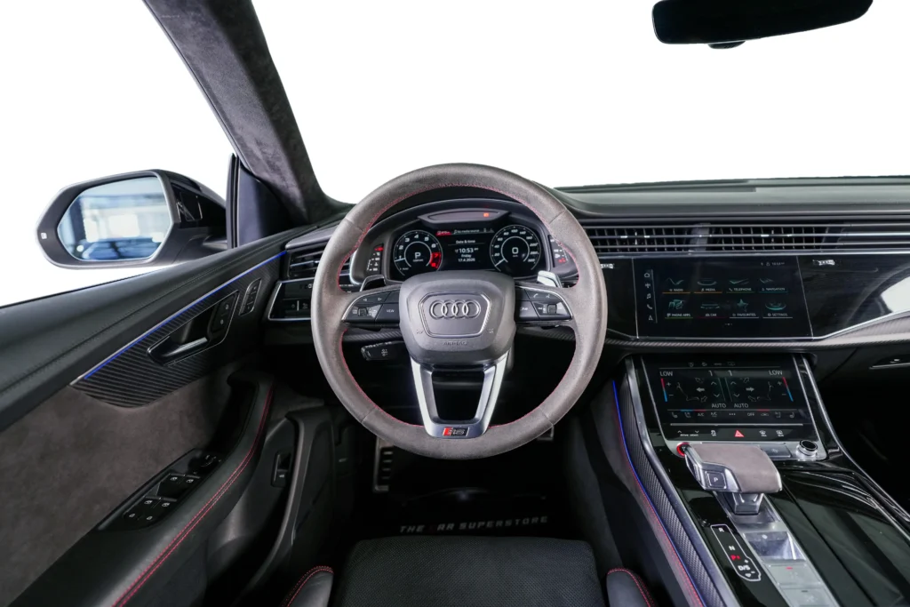 Audi RSQ8 Image