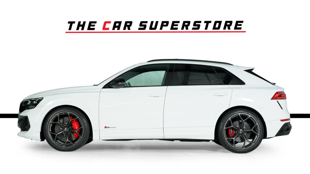AUDI RSQ8 Performance Image