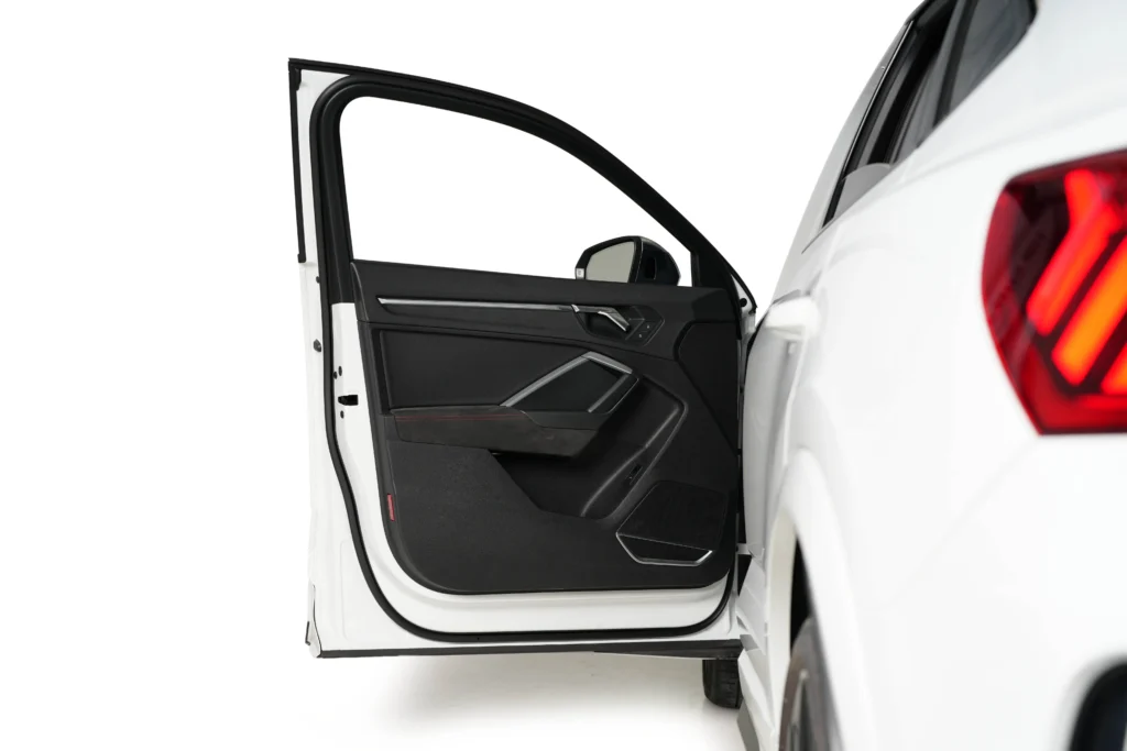 Audi RSQ3 Sportback Image